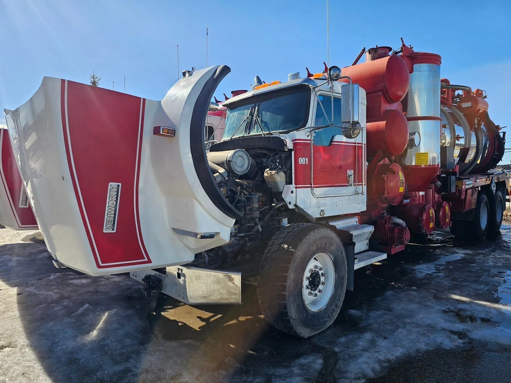 Used 2000 Presvac Systems Powervac Stainless Vacuum Truck Michigan US | American Contractors Equipment Supply #1045300