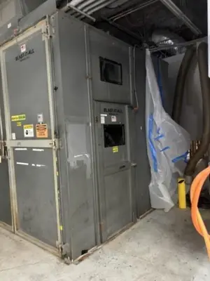 9' x 10' x 10' HIGH BLAST-IT-ALL MODEL ROOM WALK-IN BLAST CABINET, NEW 2012: YOBRO #25314