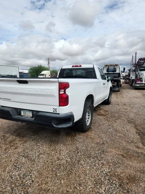 Used 2018 CHEVROLET SILVERADO PICKUP Miscellaneous Trucks/Trailers Arizona US | Revelation Machinery #1465681