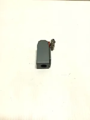 Cutler-Hammer 10316H187C Limit Switch