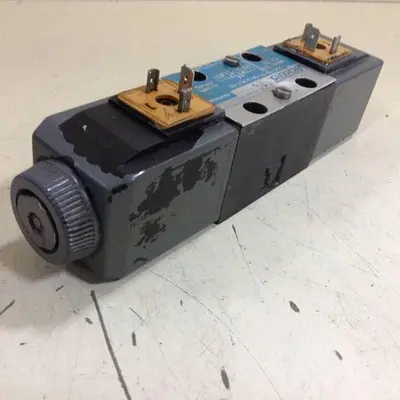 USED VICKERS DG4V-3-6C-M-U-HL7-60