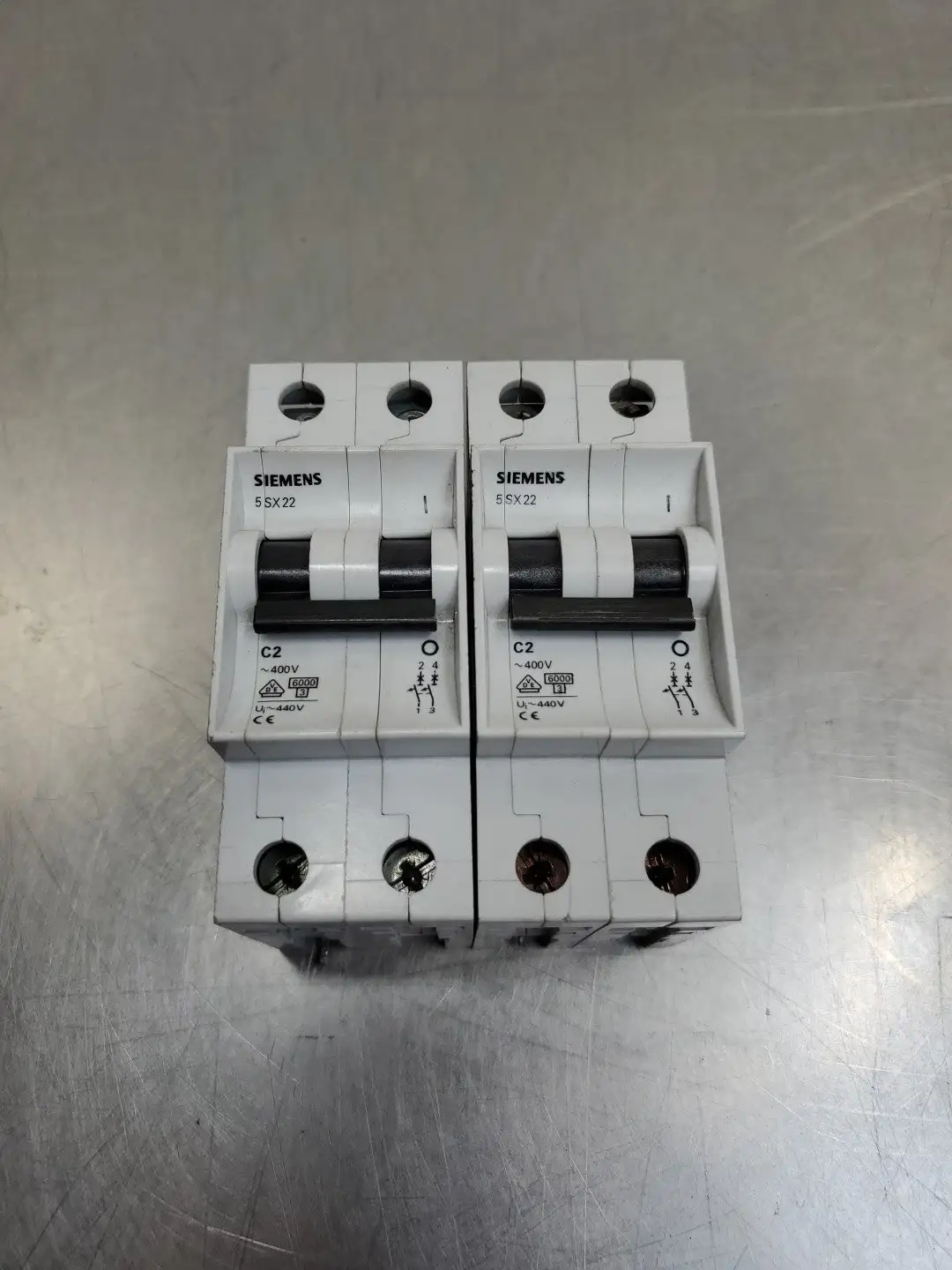 USED Siemens 5SX22 C2 Circuit Breaker, 2A, 400V, 2 Pole