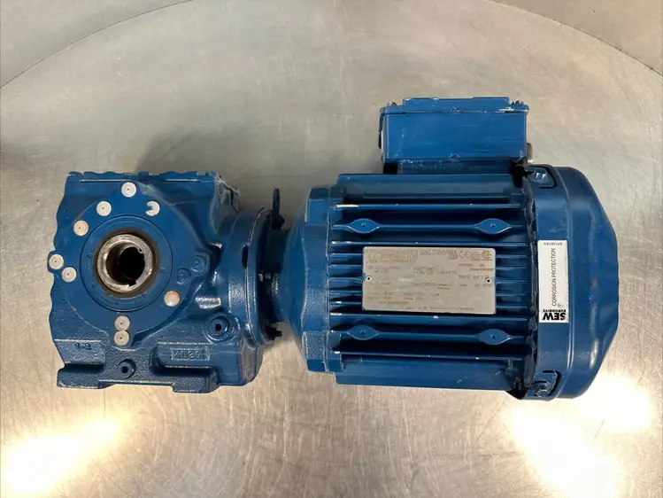 Used SEW Eurodrive SA47DRE90M4 Speed Reducers | Palmetto Automation #1154465
