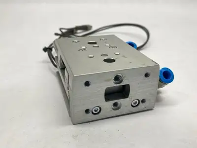 USED FESTO PNEUMATIC GUIDED SLIDE 12MM BORE 20MM STROKE