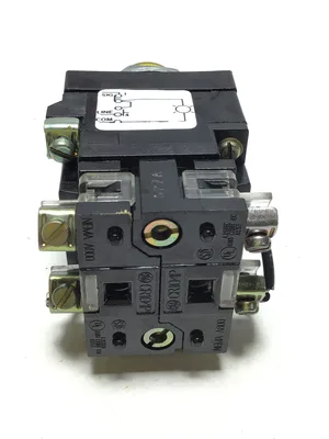 General Electric CR104PLT18E Pushbutton Light
