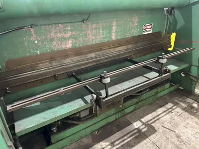 USED ACCURPRESS 713012