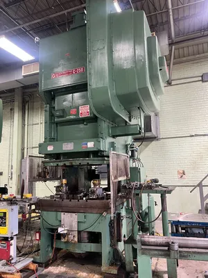 1980 BLISS C-250 OBI / Gap Frame Press | Universal Press & Machinery (UPM) (2)