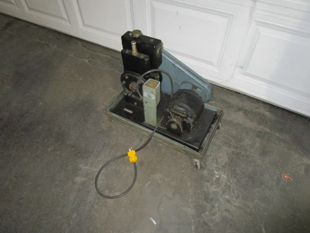 Welch Duo Seal Vacuum pump, 1/3 hp.