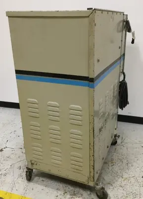 USED CINCINNATI MILACRON DD-100