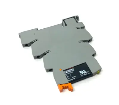 USED PHOENIX CONTACT PLUG-IN SOCKET BASE W/ RELAY