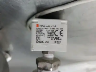 SOLBERG CSL843050HC Vacuum Filter w/SMC ZSE40AN01VP Pressure Switch. 6E17