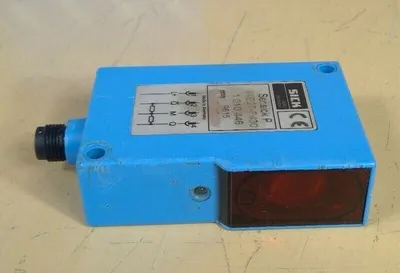 SICK Senseick P WE27-F430 ( 1 010 446 ) Photoelectric Sensor 5D-1