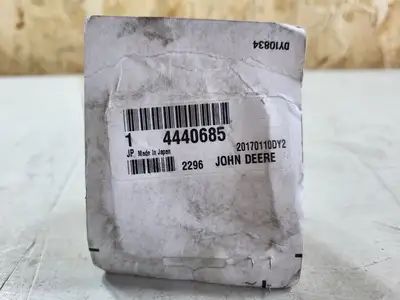 NEW JOHN DEERE 4440685