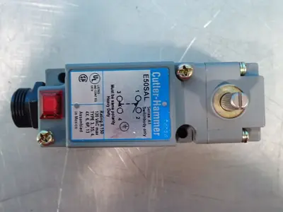 Used CUTLERHAMMER E50SAL Relays & Switches Ohio US | HGR 24 #798780