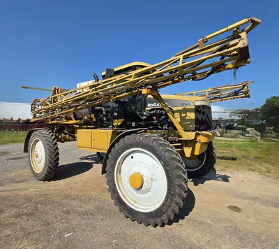 2005 AG-CHEM ROGATOR 1064 SPRAYER SELF PROPELLED | Iron Listing (11)