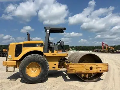 Used 2001 CATERPILLAR CS-563D Single Drum Rollers North Carolina US | Southeastern Equipment Corp #1467782