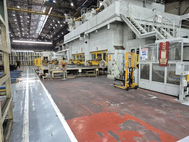 Used 1987 DANLY 3500 Ton Transfer Press Line Transfer Presses Connecticut US | Global Machine Brokers, LLC #1328143