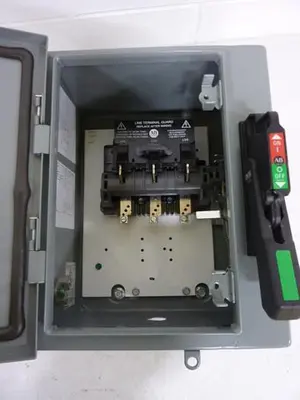 USED ALLEN BRADLEY 1494G-BK3N SER 1
