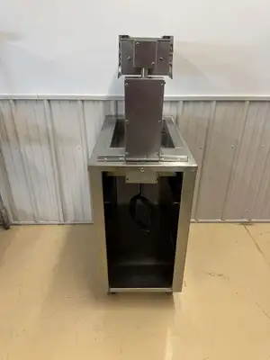 Used Marshall Used Marshall CZ3 Fryer Dump Station Warmer with Cart and Casters 120V Restaurant Equipment (Miscellaneous) Illinois US | Falcon Restaurant Supply #1375094