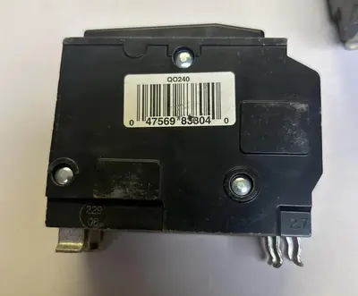 Used SQUARE D Q0240 Miscellaneous Equipment (Electrical & Power) | Surplus Asset Holdings #1200341