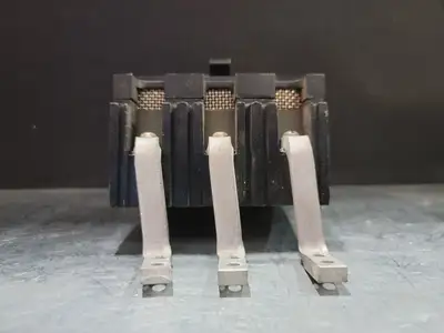 USED SQUARE D 999330