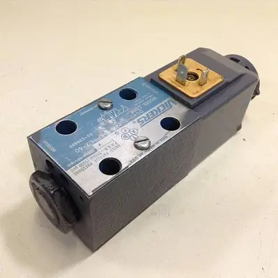 USED VICKERS DG4V322AMUHL760
