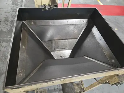 (1) Auger Hopper