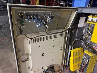 Used 2012 FANUC M-900IA/600 Robots Michigan US | K.B. Industries LLC #1305333