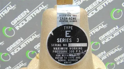 Cash Acme Type "E-Series 3" Pressure Regulator 1" Pipe Size 300 PSI Max. New