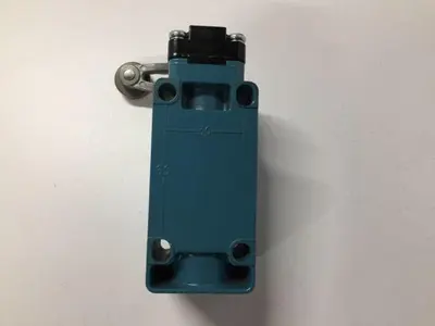 Honeywell GLFA24A1B Micro Limit Switch Roller Arm GLZ51B GLZ1AA