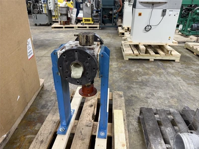 Nordson Melt Pump, Model MS-27-36