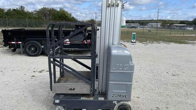USED 2024 JLG 20MVL