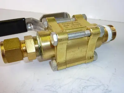 USED SWAGELOK B-63TF8