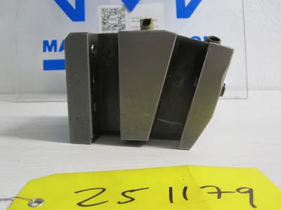 (As-Is)  BMT45 Half Index Dual OD Turning Holder 20mm Static Lathe 58 x 58 mm