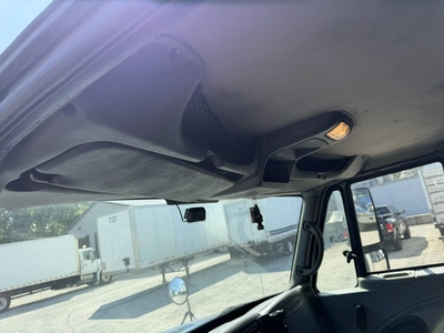 Used 2006 INTERNATIONAL 4300 SBA4X2 Box trucks Indiana US | Miedema Asset Management Group #1414584