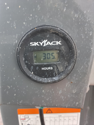USED 2017 Skyjack SJ16