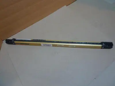 USED SUNX LTD SF4B-H32-01 EV2
