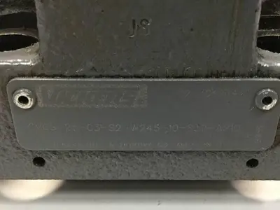 USED VICKERS CVCS25C3S2W24510S32AP10