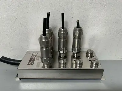 USED PHOENIX CONTACT SACB-8/16-L-10,0PVC FB 1555554 PASSIVE SENSOR/ACTUATOR INTERFACE