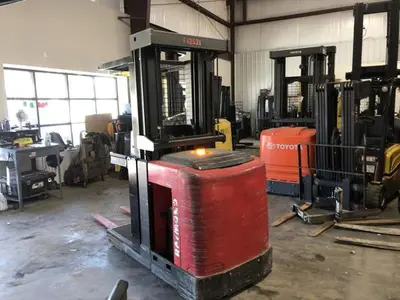 USED 2014 RAYMOND 540-OPC30TT