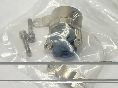 UT014AC | Eaton  Souriau-Sunbank Silver Connector Backshell Cable Clamp - New