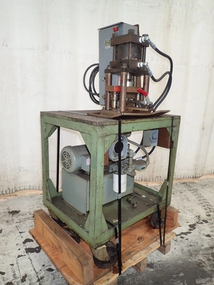 Hydraulic Cut-Off Press
