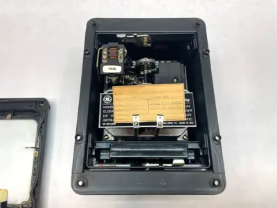 USED GE VOLTAGE RELAY