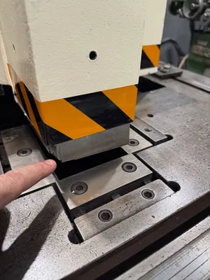 CHICAGO HN-25 Notcher | GMT (9)