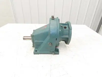 Sterling 140SM3A Inline Helical Gearbox 2.7:1 Reducer 5.6Hp 650rpm 140T