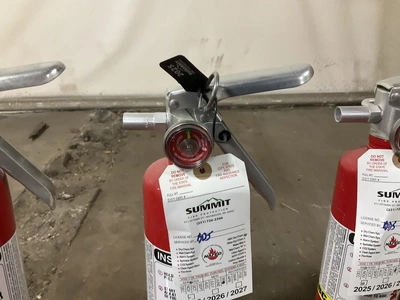 Used _UNKNOWN_ _UNKNOWN_ Fire Extinguishers Michigan US | Miedema Asset Management Group #1475532