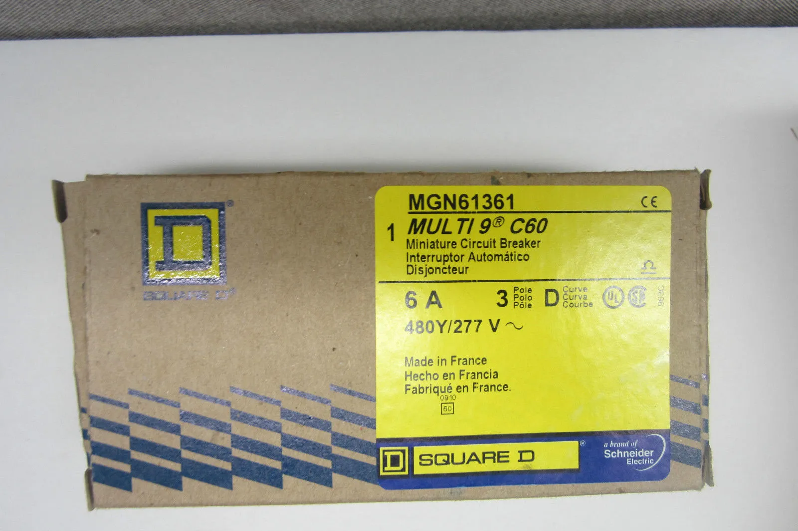NEW SQUARE D MGN61361 CIRCUIT BREAKER