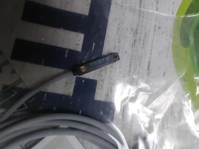 NEW FESTO SME-8-5-K-LED-24 150855