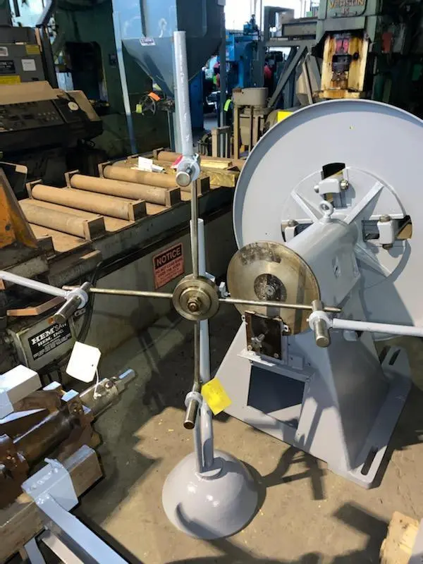 6" x 250 lb Uncoiler