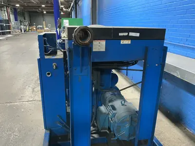 Used 2008 QUINCY COMPRESSOR QSLP60 Rotary Screw & Sliding Vane Air Compressors Ohio US | HGR 24 #1787408